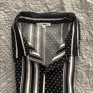 FashionNova black & white button down